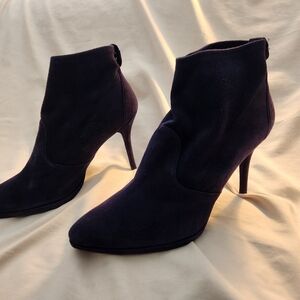 Stuart Weitzman Navy Blue Suede Ankle Booties with High Heels Size 11M